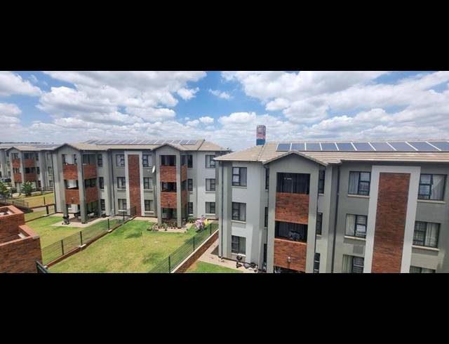 2 BEDROOM APARTMENT FOR SALE IN AMBERFIELD